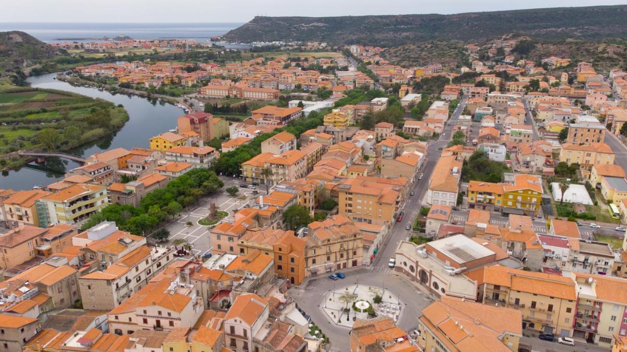 Welcomely - Casa Portella Bosa Buitenkant foto